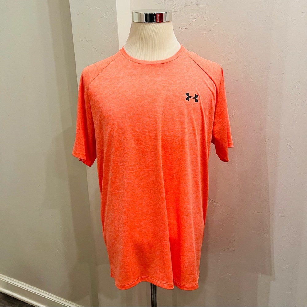 Under Armour T-Shirt Adult XL. The Tech Tee Neon Orange Crew Neck Logo Mens